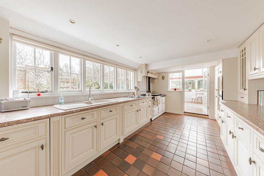 Kitchen (2)