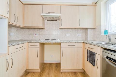 2 bedroom flat for sale, Oakley Road, Southampton, Hampshire, SO16