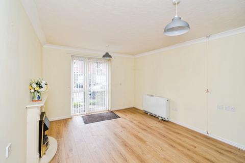 2 bedroom flat for sale, Oakley Road, Southampton, Hampshire, SO16