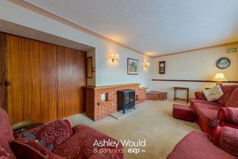 3 bedroom semi-detached house for sale, Mayfield Road, Halesowen B62