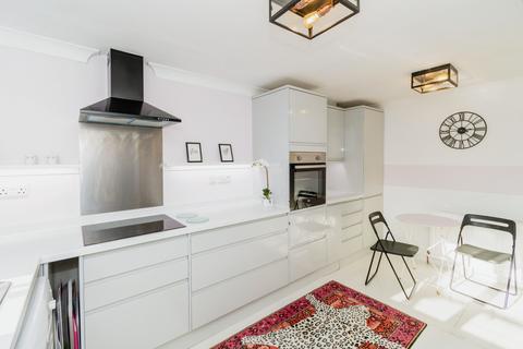 2 bedroom detached house for sale, Sunset Road, Totton, Southampton, Hampshire, SO40