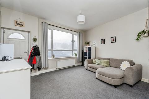 2 bedroom maisonette for sale, Station Road North, Totton, Southampton, Hampshire, SO40
