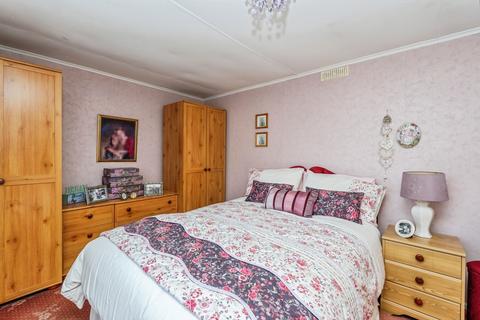 2 bedroom park home for sale, Church Farm Close, Dibden, Southampton, Hampshire, SO45