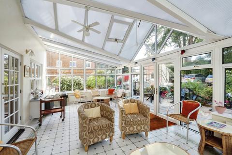 undefined, Lansdowne Road, Bournemouth, BH1
