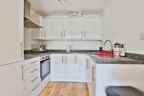 1 bedroom flat for sale, Christchurch Road, Bournemouth, BH1