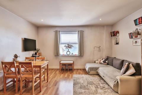 2 bedroom flat for sale, Commercial Road, BOURNEMOUTH, Dorset, BH2