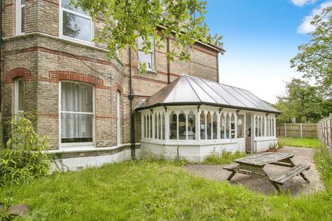 3 bedroom flat for sale, Wimborne Road, BOURNEMOUTH, Dorset, BH2