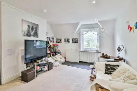 3 bedroom flat for sale, Wimborne Road, BOURNEMOUTH, Dorset, BH2