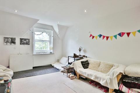 3 bedroom flat for sale, Wimborne Road, BOURNEMOUTH, Dorset, BH2