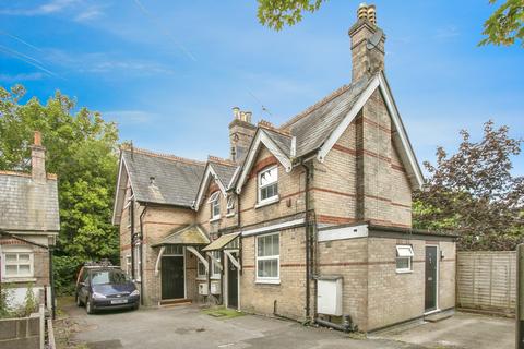 2 bedroom flat for sale, Wimborne Road, BOURNEMOUTH, Dorset, BH2