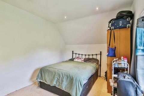 2 bedroom flat for sale, Wimborne Road, BOURNEMOUTH, Dorset, BH2