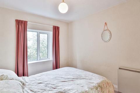 2 bedroom flat for sale, Cranborne Road, BOURNEMOUTH, Dorset, BH2