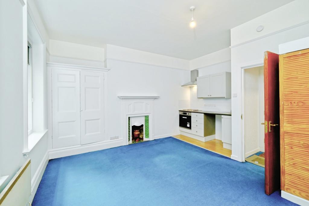 Braidley Road, Bournemouth, Dorset, BH2 - View 4