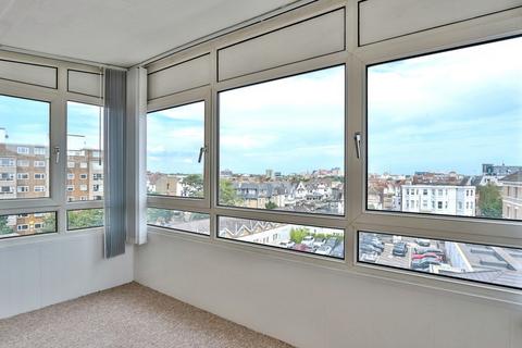 2 bedroom flat for sale, West Cliff Road, BOURNEMOUTH, Dorset, BH2