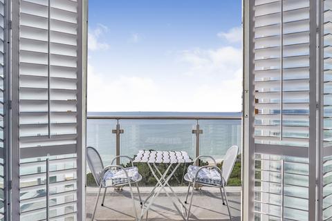 3 bedroom flat for sale, Admirals Walk, West Cliff Road, Bournemouth, Dorset, BH2