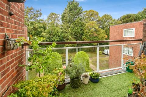 3 bedroom flat for sale, Wellington Road, Bournemouth, Dorset, BH8