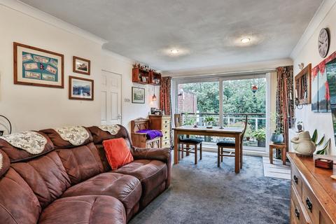3 bedroom flat for sale, Wellington Road, Bournemouth, Dorset, BH8