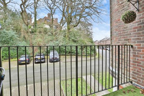 2 bedroom flat for sale, The Topiary, Lower Parkstone, Poole, Dorset, BH14