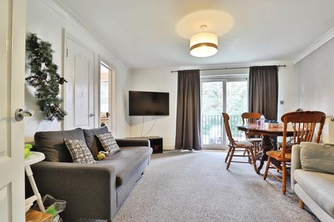 2 bedroom flat for sale, The Topiary, Lower Parkstone, Poole, Dorset, BH14