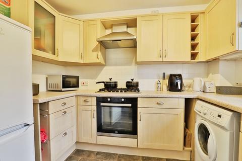 2 bedroom flat for sale, The Topiary, Lower Parkstone, Poole, Dorset, BH14