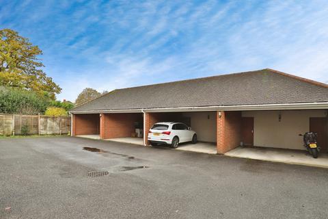 2 bedroom flat for sale, Penn Hill Avenue, Poole, Dorset, BH14
