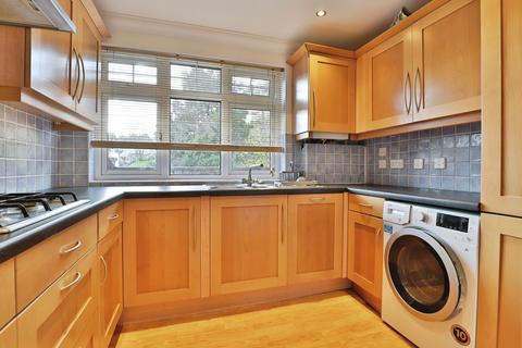 2 bedroom flat for sale, Penn Hill Avenue, Poole, Dorset, BH14