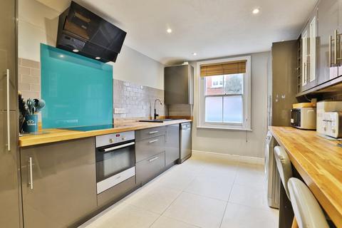 3 bedroom flat for sale, Commercial Road, Ashley Cross, Lower Parkstone, Poole, BH14