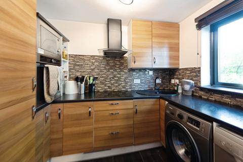 2 bedroom flat for sale, Twin Oaks, 306A Spring Road, Southampton, Hampshire, SO19