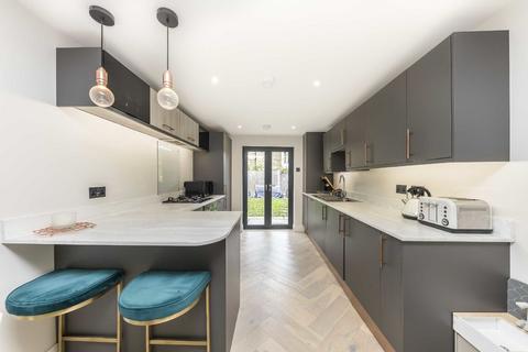 undefined, Felday Road, London SE13