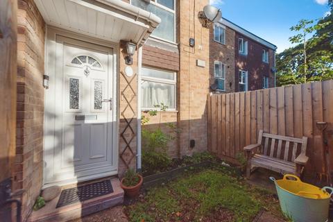 Tickleford Drive, SOUTHAMPTON, Hampshire, SO19