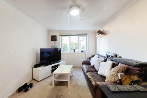 2 bedroom flat for sale, Tickleford Drive, SOUTHAMPTON, Hampshire, SO19