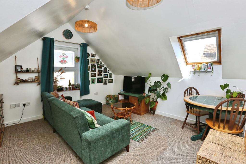 Living/Dining Room