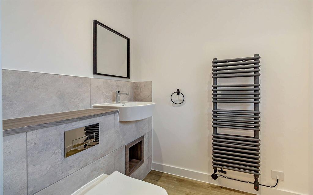 Ground Floor Wc