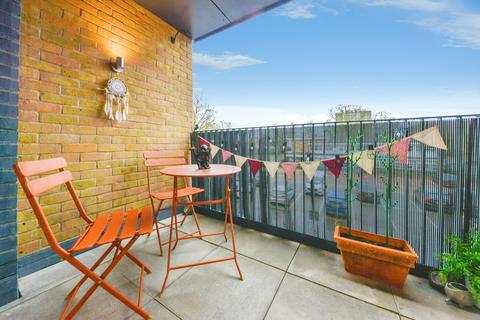 2 bedroom apartment for sale, Town Centre, Hatfield, AL10