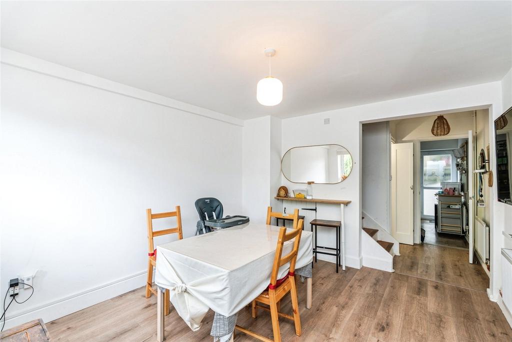 Dimond Close, Southampton, Hampshire, SO18 - View 5
