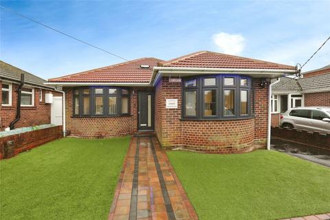 3 bedroom bungalow for sale, Portsmouth Road, Bursledon, Southampton, Hampshire, SO31