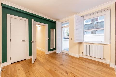 2 bedroom flat for sale, Gledhow Gardens, London SW5