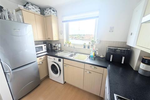 2 bedroom flat for sale, Vespasian Road, Southampton, Hampshire, SO18