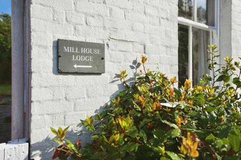 3 bedroom semi-detached house for sale, Bishopstoke Road, Bishopstoke, Eastleigh, Hampshire, SO50