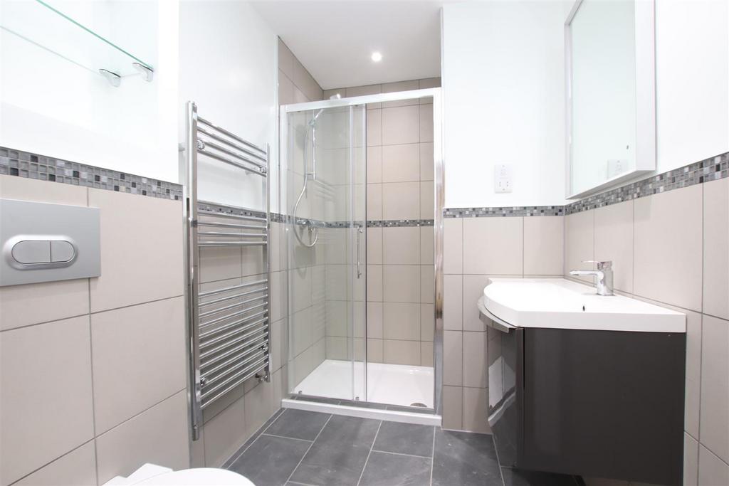Shower room.JPG