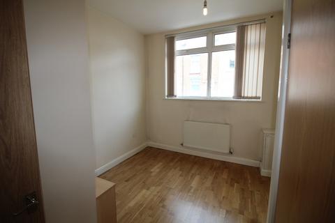 1 bedroom flat to rent, Edleston Road, Crewe, CW2
