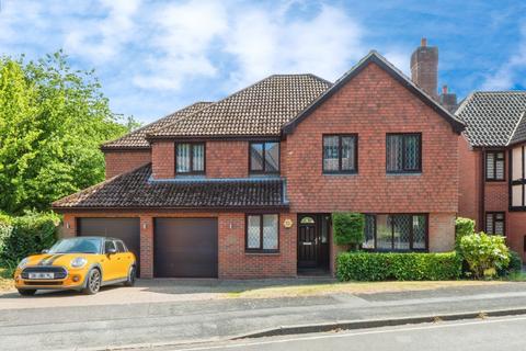 5 bedroom detached house for sale, Guildford Drive, Chandler's Ford, Eastleigh, Hampshire, SO53