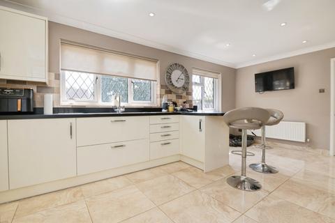 5 bedroom detached house for sale, Guildford Drive, Chandler's Ford, Eastleigh, Hampshire, SO53