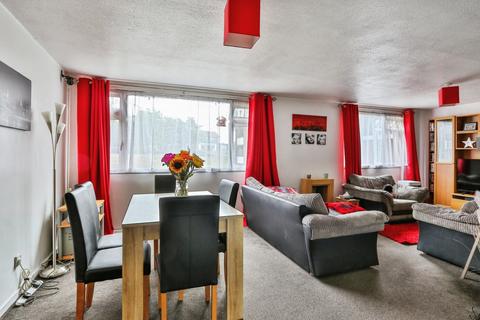 2 bedroom flat for sale, Downland Place, Canford Heath, Poole, Dorset, BH17