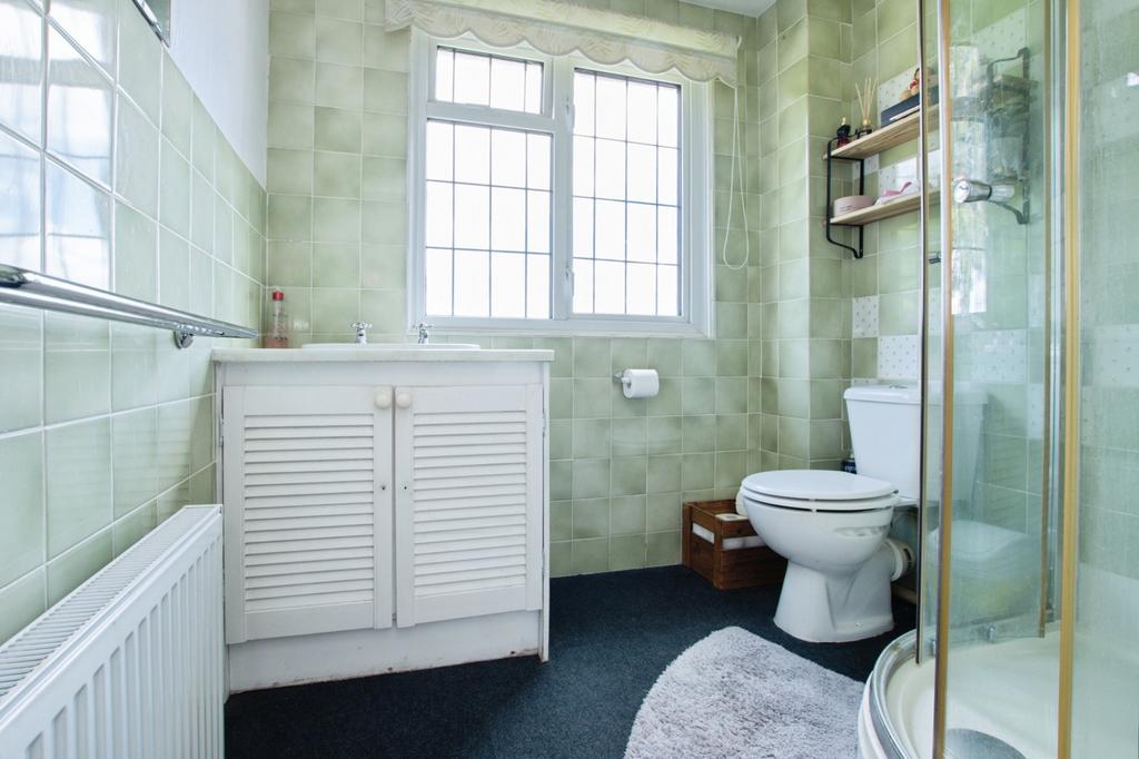 En-Suite Shower