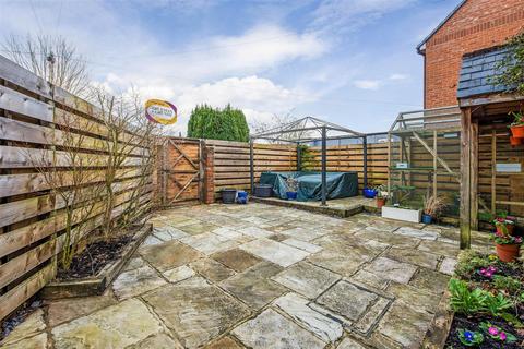 3 bedroom detached house for sale, Frensham Road, Lower Bourne, Farnham