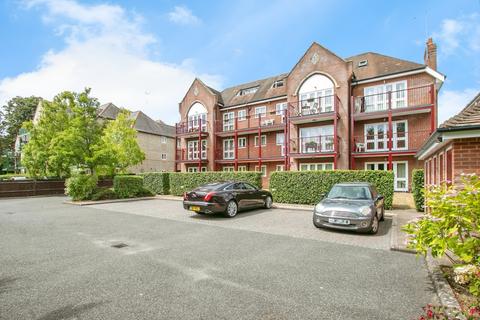 3 bedroom flat for sale, Parkstone Road, Poole Park, Poole, Dorset, BH15