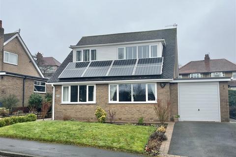 undefined, Elm Grove, Glossop