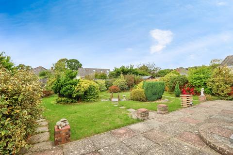 2 bedroom bungalow for sale, Steepleton Road, Broadstone, Dorset, BH18