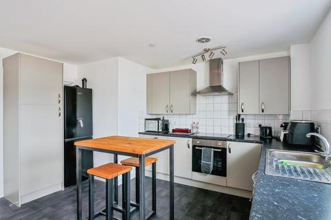 2 bedroom flat for sale, Alice Gardens, Parkstone, Poole, Dorset, BH12